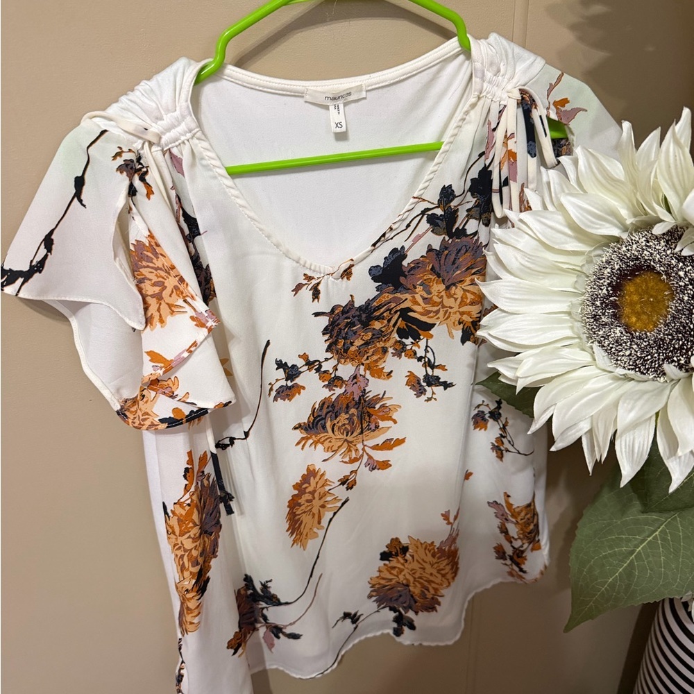 Maurices White Floral V-Neck Ruffle Sleeve Blouse